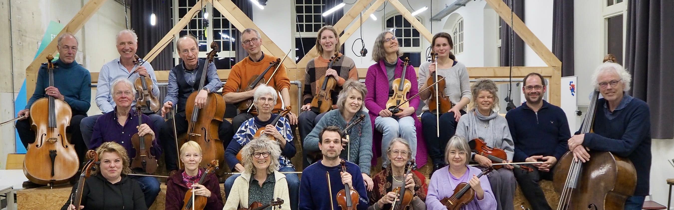 Groepsfoto van het Deventer Kamer Orkest
