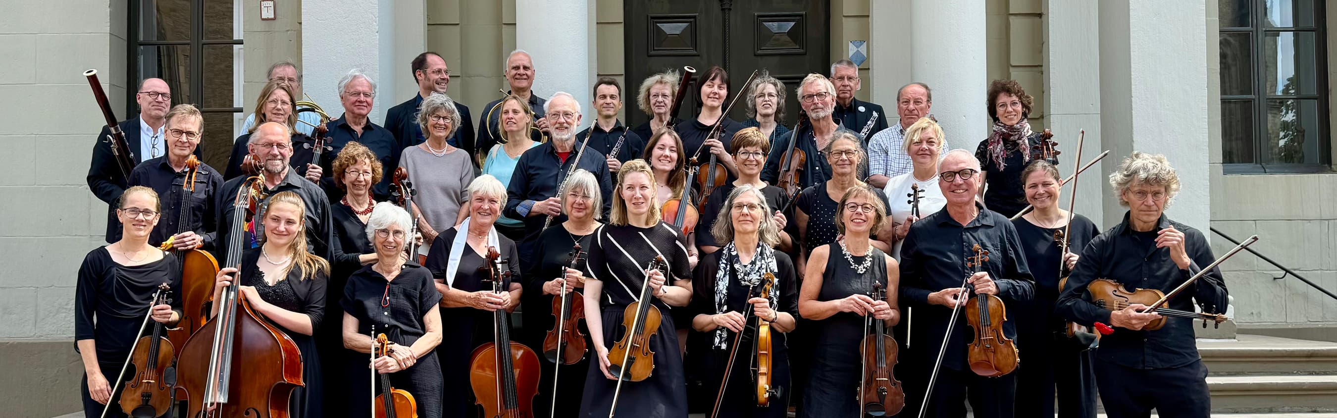 Groepsfoto van het Deventer Kamer Orkest